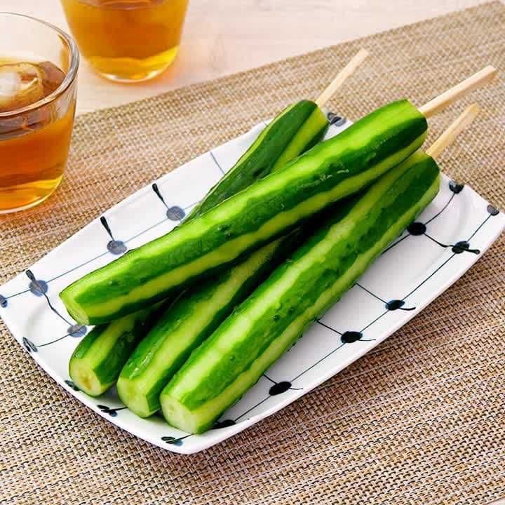 冷やしきゅうり(男子バレーボール部)